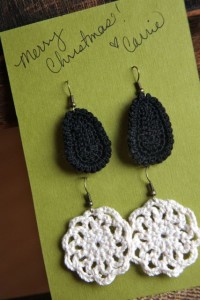 Making Stuff: Crochet Earrings | This Mama Makes Stuff